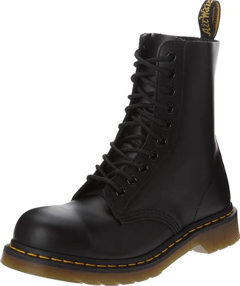 stivali dr martens.